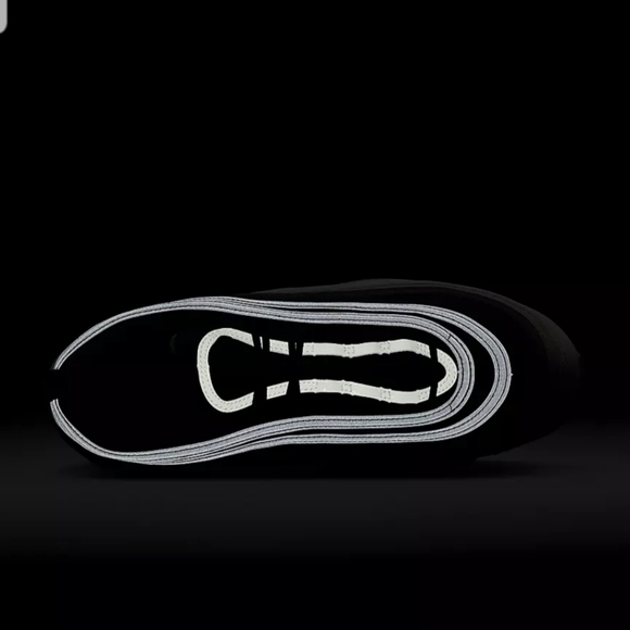 NEW Mens Nike Air Max 97 World Tour DD9534-100 Whi
